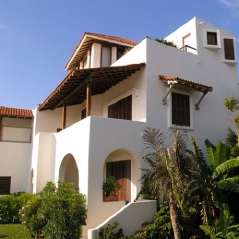 Reverend Juan - Villa wedding